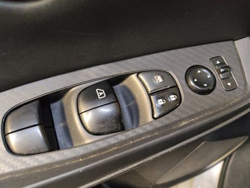 Used 2022 Nissan Sentra SV FWD image 27