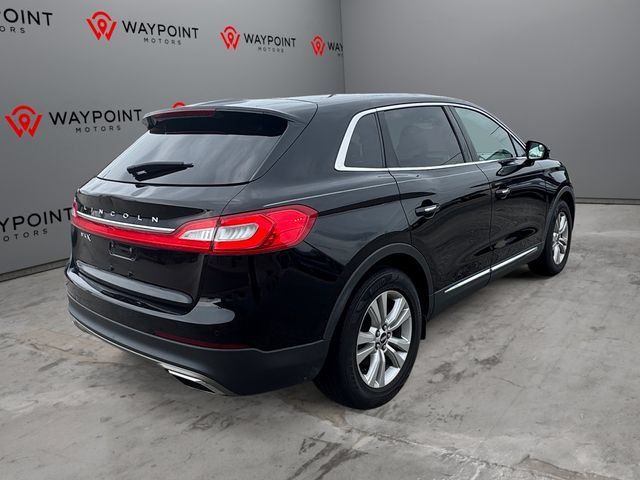 Used 2017 Lincoln MKX Premiere FWD image 17