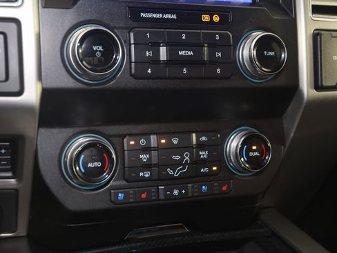 Used 2021 Ford F250 Platinum w/ Tremor Off-Road Package image 35