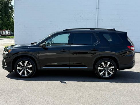 Used 2023 Honda Pilot Elite image 9