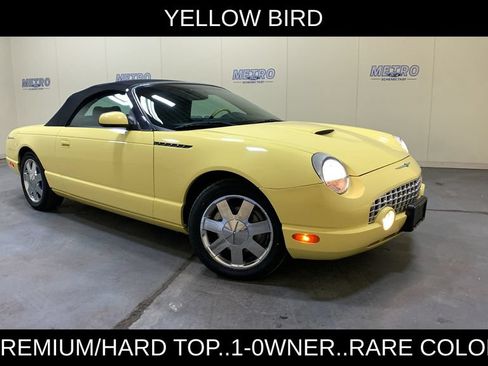 Used 2002 Ford Thunderbird RWD image 1