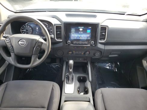 Used 2023 Nissan Frontier SV w/ Tow Package image 11