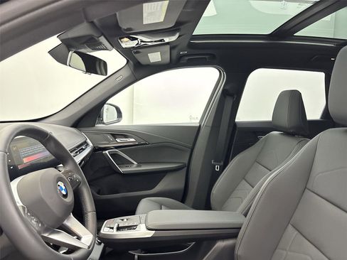 New 2026 BMW X1 xDrive28i w/ Technology Package image 24