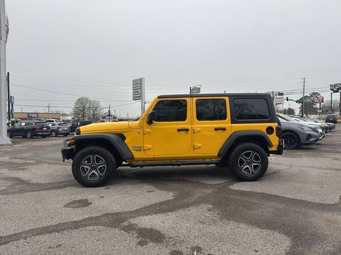 Used 2020 Jeep Wrangler Unlimited Sport S image 4