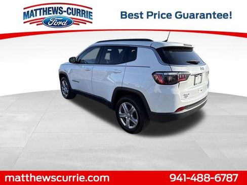 Used 2024 Jeep Compass Latitude image 6