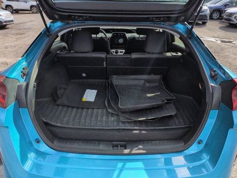 Used 2017 Toyota Prius Prime Plus image 5