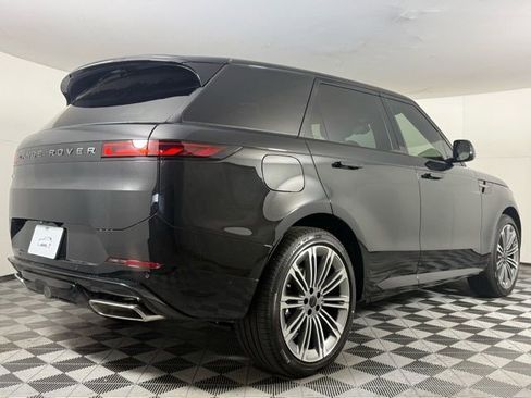 New 2026 Land Rover Range Rover Sport Dynamic SE AWD/4WD image 7