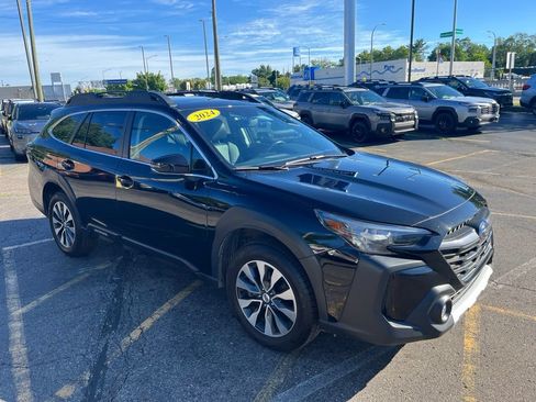 Certified 2024 Subaru Outback Limited AWD/4WD image 3