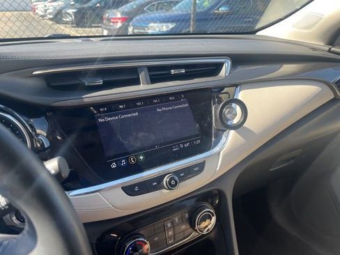 Used 2023 Buick Encore GX Preferred image 8