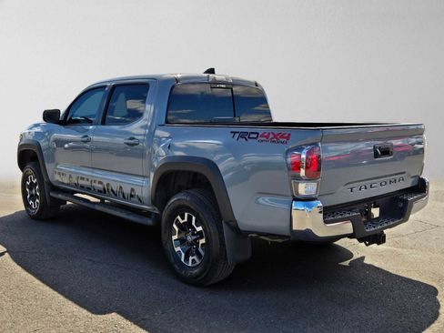 Used 2020 Toyota Tacoma TRD Off-Road AWD/4WD image 6