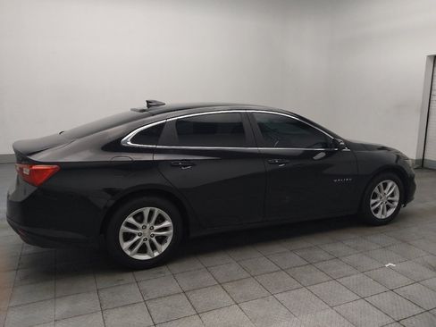 Used 2016 Chevrolet Malibu LT w/ Leather Package FWD image 10