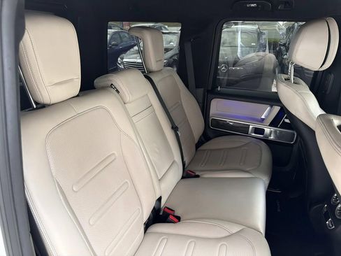 Used 2020 Mercedes-Benz G 550 image 9