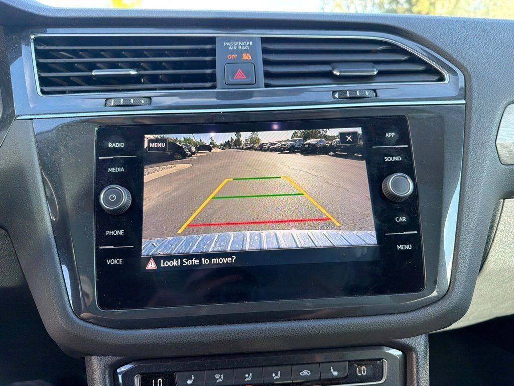 Used 2019 Volkswagen Tiguan SE AWD/4WD image 15