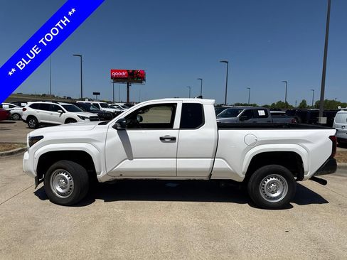 Used 2024 Toyota Tacoma SR RWD image 3