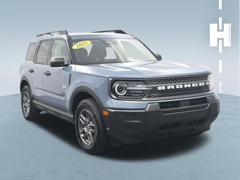 Used 2025 Ford Bronco Sport Big Bend AWD/4WD image 3