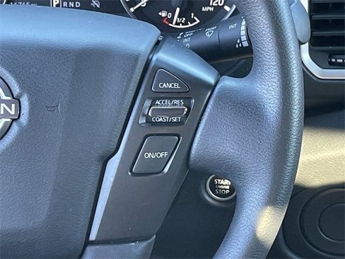Used 2024 Nissan Frontier SV image 13