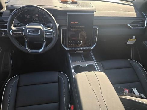 New 2026 GMC Acadia Denali image 13