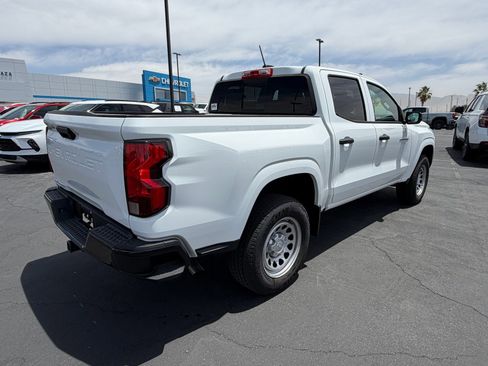 Used 2024 Chevrolet Colorado W/T RWD image 3