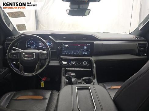 Used 2022 GMC Sierra 1500 AT4 w/ AT4 Premium Package AWD/4WD image 6