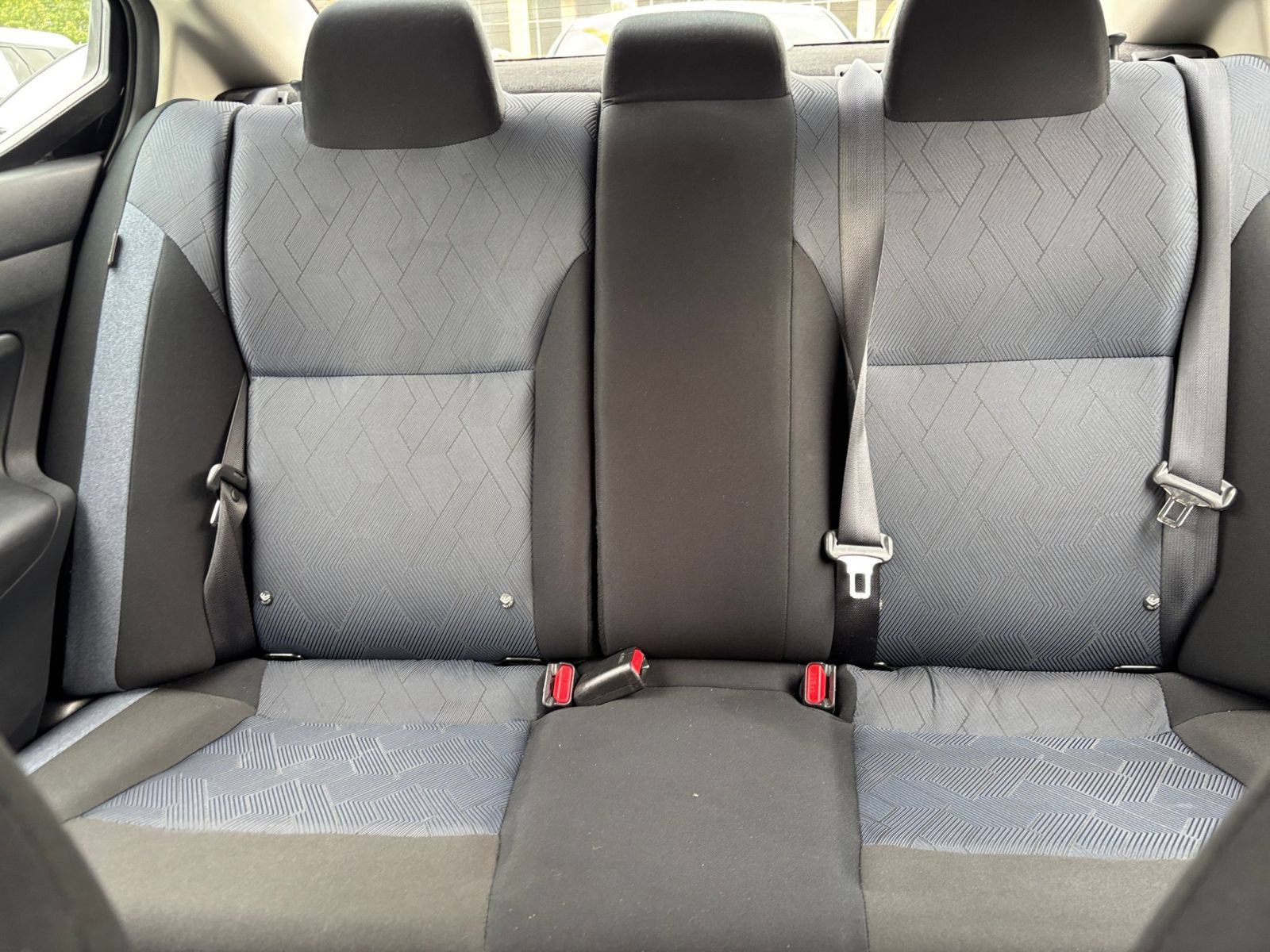 Used 2025 Nissan Versa SV FWD image 35