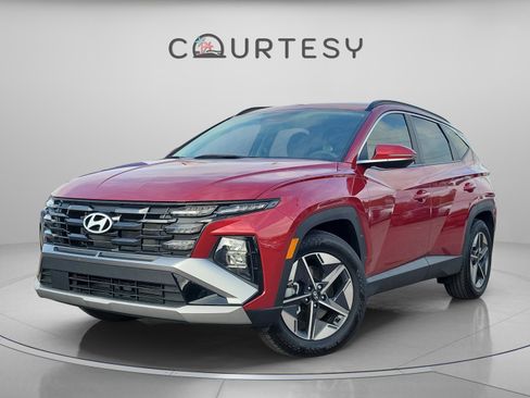 Used 2025 Hyundai Tucson SEL FWD image 18