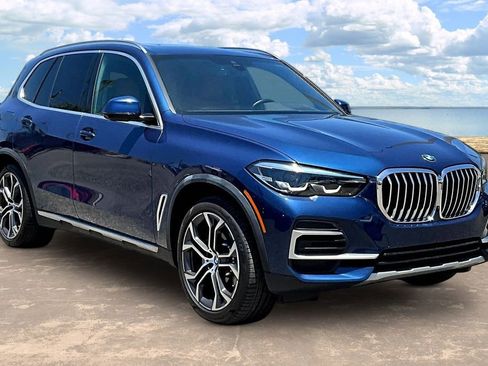 Used 2023 BMW X5 sDrive40i w/ Premium Package RWD image 3
