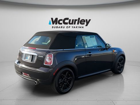 Used 2014 MINI Cooper Convertible image 5