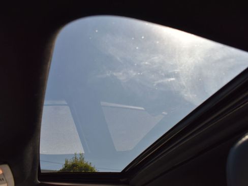 Certified 2021 Toyota Tacoma Limited image 16