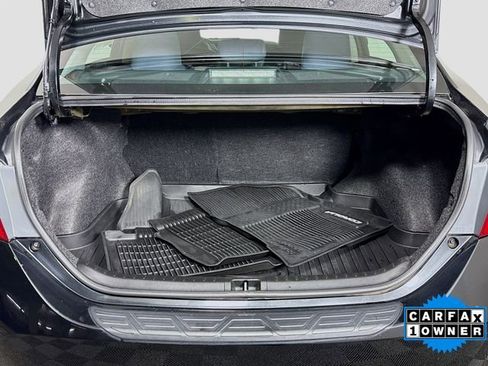 Used 2019 Toyota Corolla LE image 22