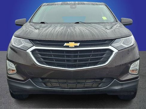 Used 2020 Chevrolet Equinox LT image 2