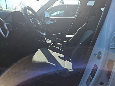 Certified 2023 Kia Soul LX w/ Option Group 015 image 10