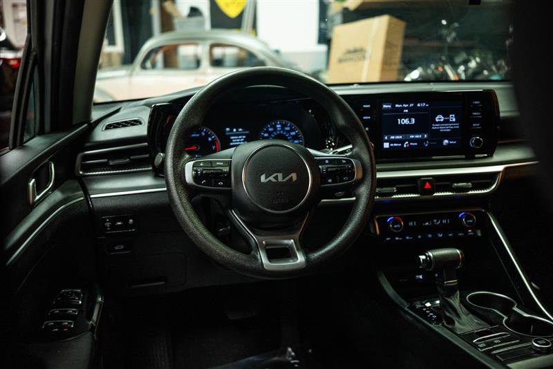 Used 2023 Kia K5 LXS FWD image 15
