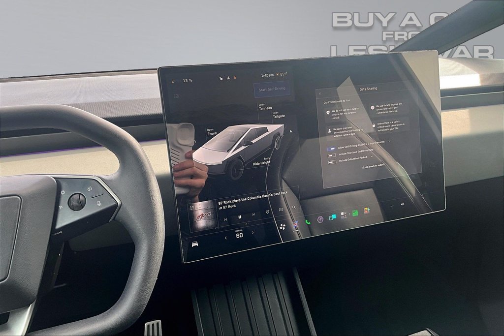 Used 2025 Tesla Cybertruck AWD Crew Cab image 6