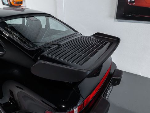 Used 1988 Porsche 911 Carrera image 23