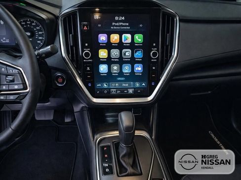 Used 2025 Subaru Crosstrek 2.0i Premium image 11