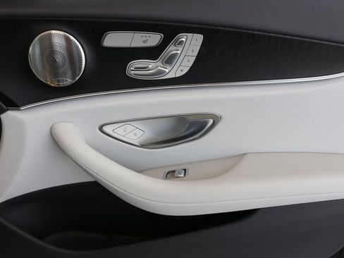 Used 2022 Mercedes-Benz E 450 4MATIC All-Terrain Wagon image 36