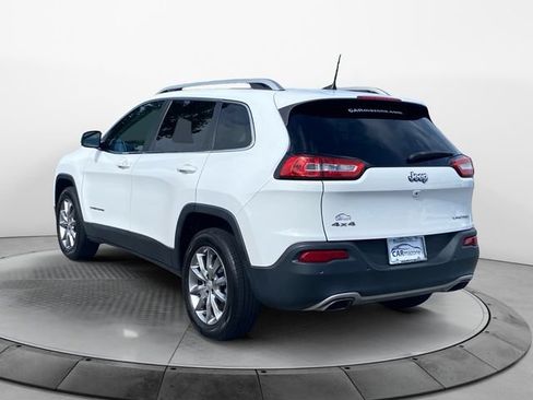 Used 2018 Jeep Cherokee Limited AWD/4WD image 3