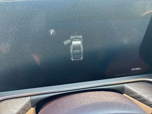 Used 2023 Genesis G90 3.5T image 5