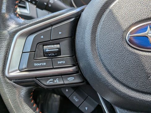 Used 2019 Subaru Crosstrek 2.0i Limited w/ Moonroof Package w/Navigation AWD/4WD image 14