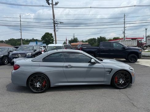 Used 2020 BMW M4 Convertible w/ Competition Package RWD image 8