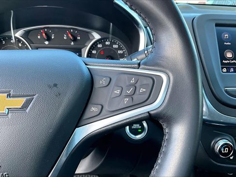 Used 2022 Chevrolet Equinox LT FWD image 24