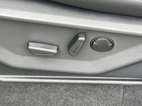 New 2025 Ford Expedition Max Platinum w/ Stealth Performance Package AWD/4WD image 18