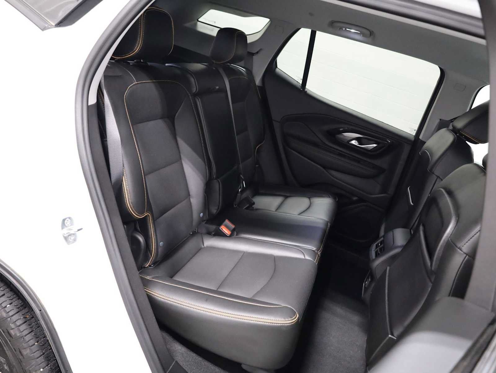 Used 2023 GMC Terrain AT4 w/ Tech Package AWD/4WD image 34