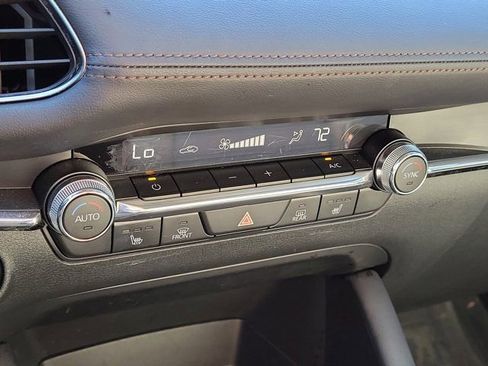 Used 2023 MAZDA MAZDA3 s image 21