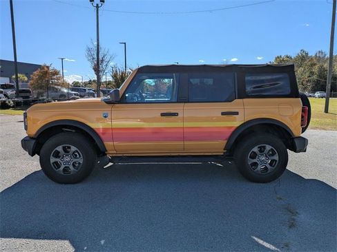 Used 2022 Ford Bronco Big Bend image 6