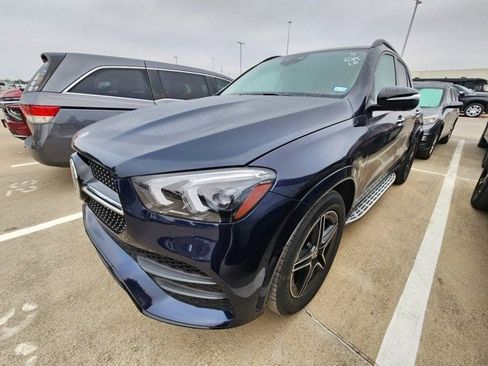 Used 2022 Mercedes-Benz GLE 450 4MATIC image 3