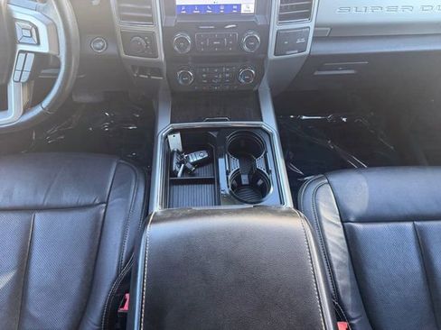 Used 2020 Ford F350 Lariat w/ Lariat Ultimate Package image 5