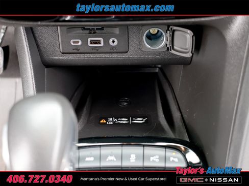 Used 2023 Buick Encore GX Essence w/ Advanced Technology Package AWD/4WD image 31