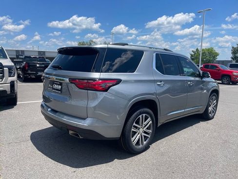 Used 2023 Chevrolet Traverse High Country AWD/4WD image 7