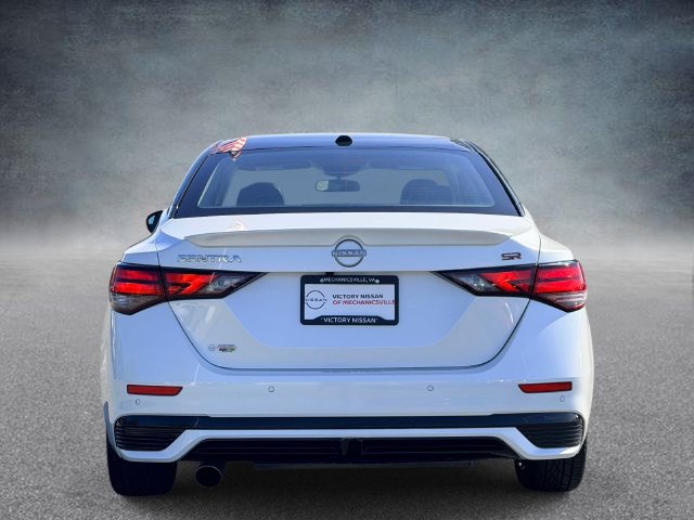 Used 2024 Nissan Sentra SR w/ SR Premium Package FWD image 3